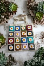 Tığ İşi Kare Renkli El Örgüsü Çanta